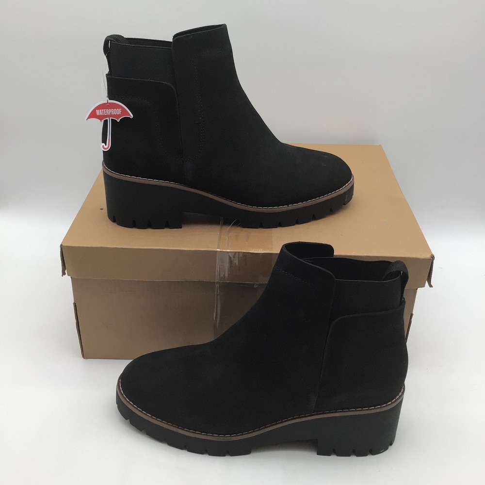 Blondo Danika Black Nubuck Waterproof Chelsea Ankle Lug Sole Boots Size 9.5M NEW